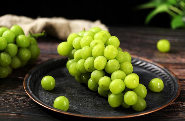 專利交易-一種提高陽光玫瑰耐儲(chǔ)運(yùn)性能的保果處理方法